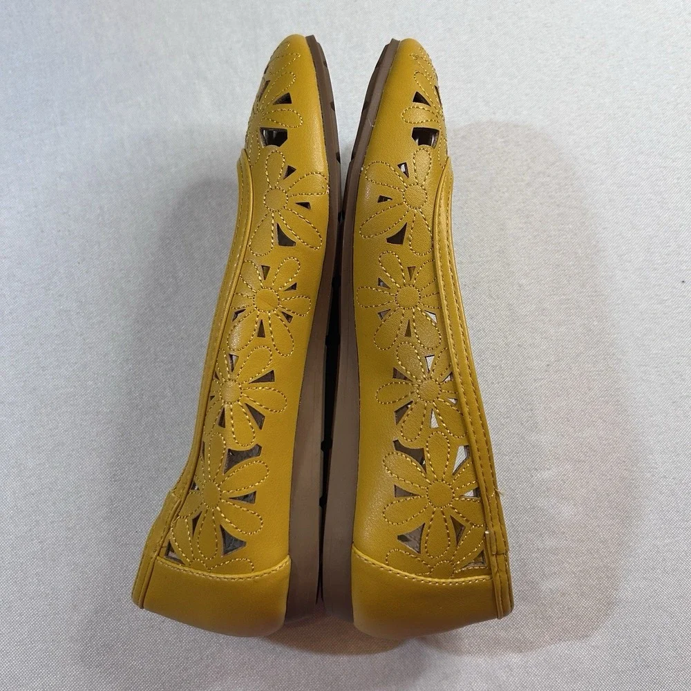 Mootsies Tootsies Charlann Women's‎ Flat Shoes 6.5M Gold/Yellow Faux Leather